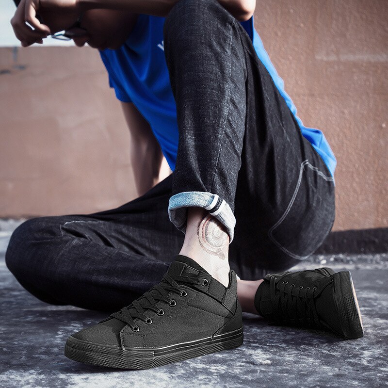 Sepatu-Kanvas-Musim-Semi-Musim-Panas-Baru-Datang-Sepatu-Hitam-Hak-Datar-Pria-Sepatu-Kasual-Merek-3
