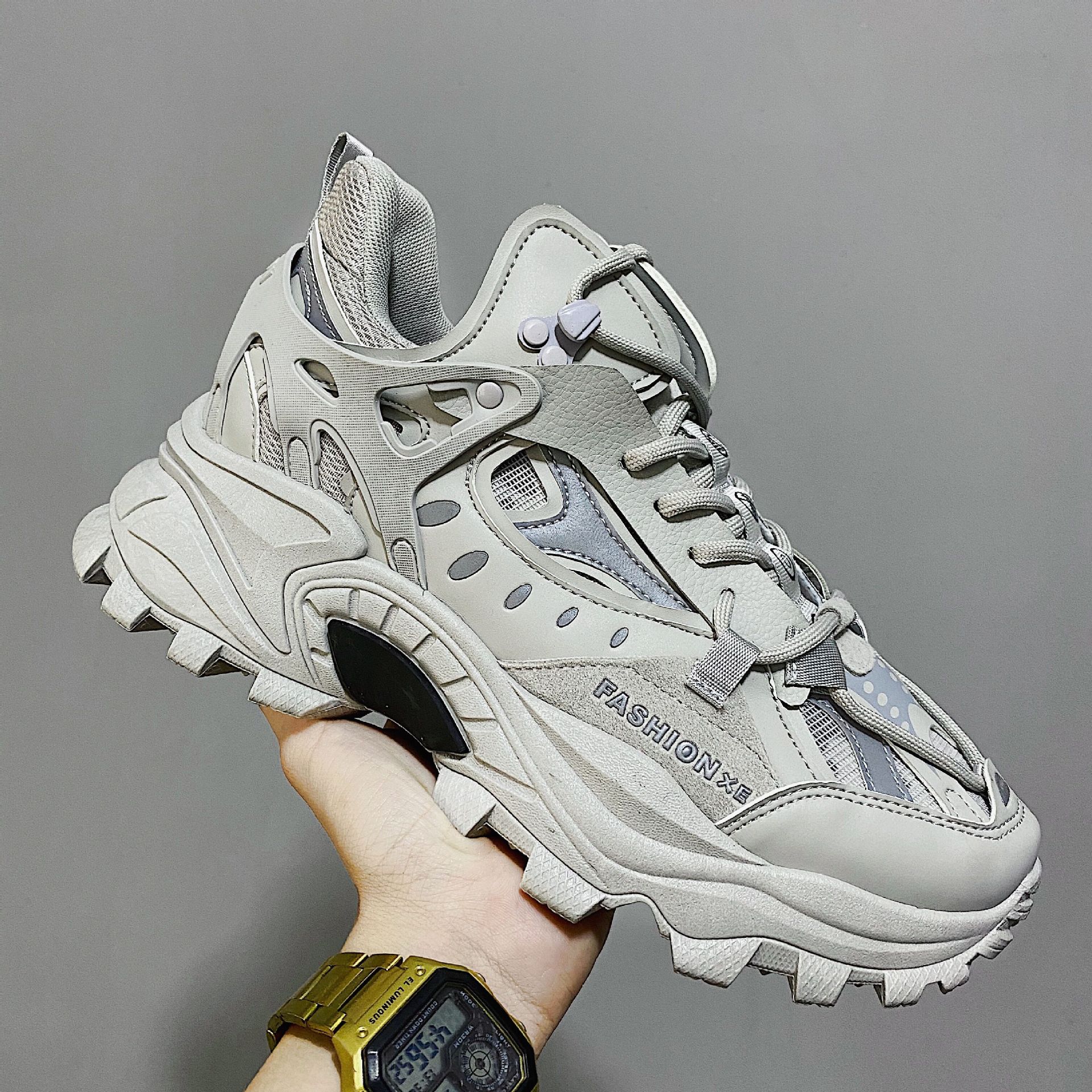Sepatu-Kasual-Pria-Musim-Semi-dan-Gugur-Fashion-Baru-Sneakers-Platform-Bawah-Tebal-Sepatu-Nyaman-Penambah-2