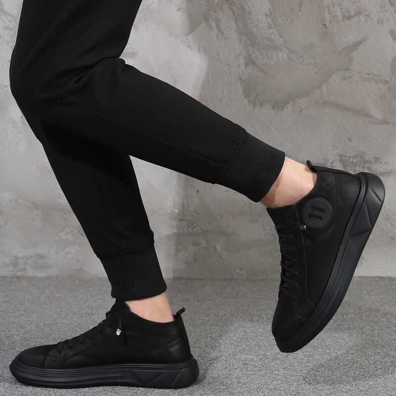 Sepatu-Pria-Kasual-Lembut-Baru-Sepatu-Sneakers-Kasual-Pria-Hitam-Sejuk-Datar-Modis-BF-02-1