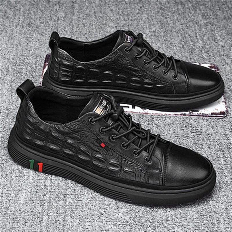 Sepatu-Vulkanis-Pria-Kualitas-Tinggi-Baru-Sepatu-Kasual-Kanvas-High-Top-Sneakers-Kulit-Musim-Gugur-Pria-2