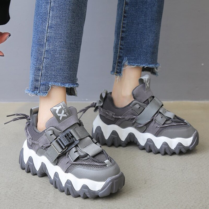 Sneakers-Platform-Wanita-Musim-Gugur-Musim-Dingin-2021-Sepatu-Kasual-Gesper-Jaring-Modis-Sneakers-Siswa-Flat-1