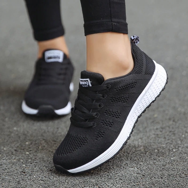 Sneakers-Wanita-Musim-Panas-Sepatu-Wanita-Datar-Sneakers-Wanita-Ringan-Bersirkulasi-Sepatu-Vulkanisasi-Luar-Ruangan-Sepatu